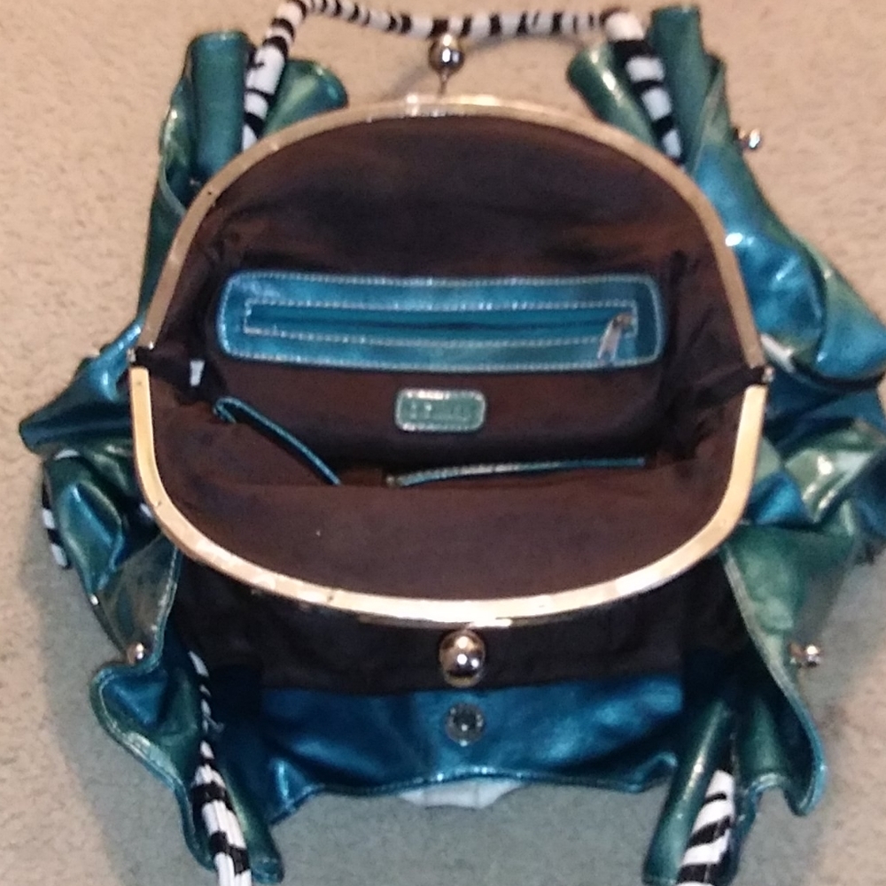 Purse - Picture 3 of 7